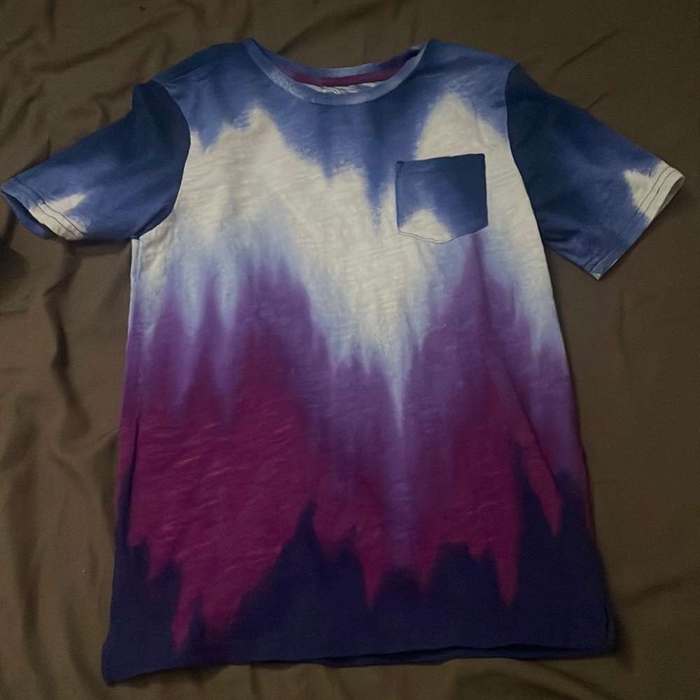 The brand is Wonder  Nation and, Im trying to sell it because it doesn’t fit me.